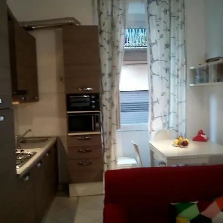 With 2 Bedrooms In La Spezia, With Wonderful View - 4 K *