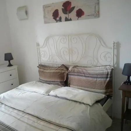 With 2 Bedrooms In La Spezia, With Wonderful View - 4 K Apartment
